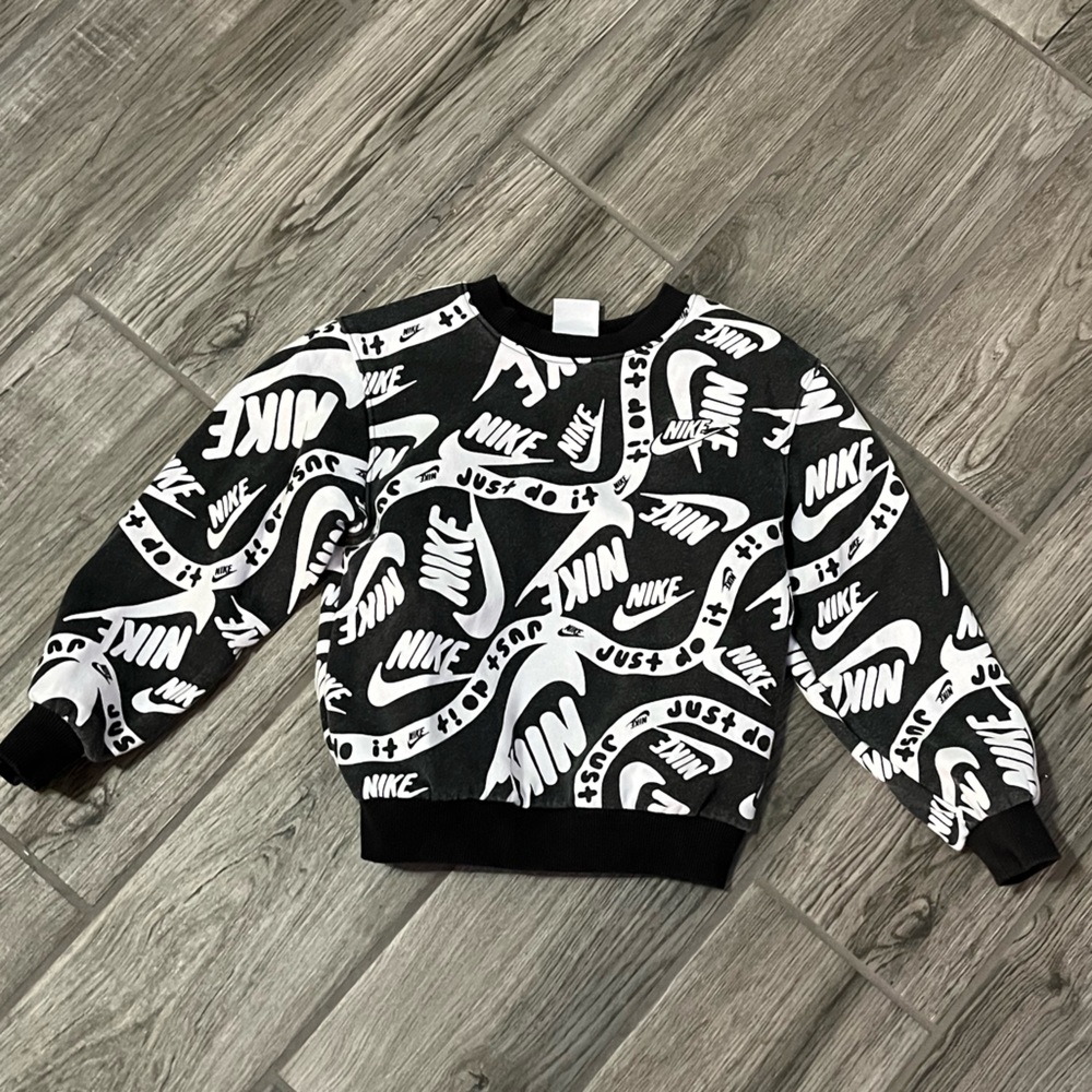 Kids Nike Sweatshirt